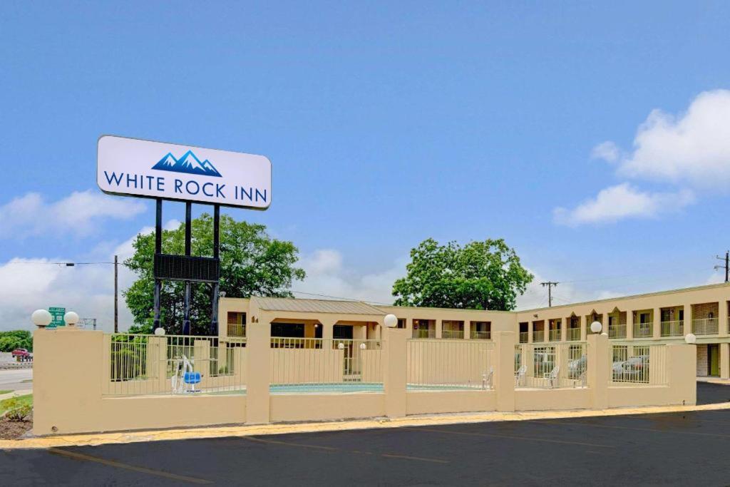 White Rock Inn San Marcos Kültér fotó